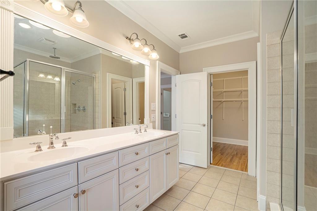 1075 CHARLES TOWNE Square, Sandy Springs, Georgia 30328, 4 Bedrooms Bedrooms, ,3 BathroomsBathrooms,Residential,Sold,1075 CHARLES TOWNE Square,7321739 1075 CHARLES TOWNE Square, Sandy Springs, Georgia 30328, 4 Bedrooms Bedrooms, ,3 BathroomsBathrooms,Residential,Sold,1075 CHARLES TOWNE Square,7321739