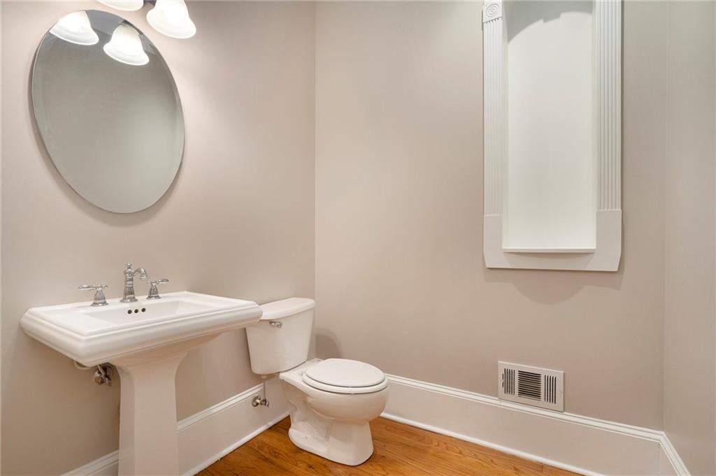 1075 CHARLES TOWNE Square, Sandy Springs, Georgia 30328, 4 Bedrooms Bedrooms, ,3 BathroomsBathrooms,Residential,Sold,1075 CHARLES TOWNE Square,7321739 1075 CHARLES TOWNE Square, Sandy Springs, Georgia 30328, 4 Bedrooms Bedrooms, ,3 BathroomsBathrooms,Residential,Sold,1075 CHARLES TOWNE Square,7321739