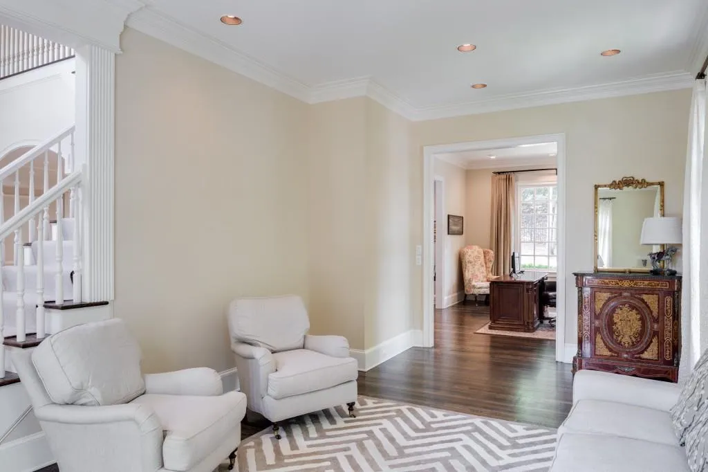 575 Chestnut Rose Lane, Atlanta, Georgia 30327, 6 Bedrooms Bedrooms, ,5 BathroomsBathrooms,Residential,Sold,575 Chestnut Rose Lane,5568875