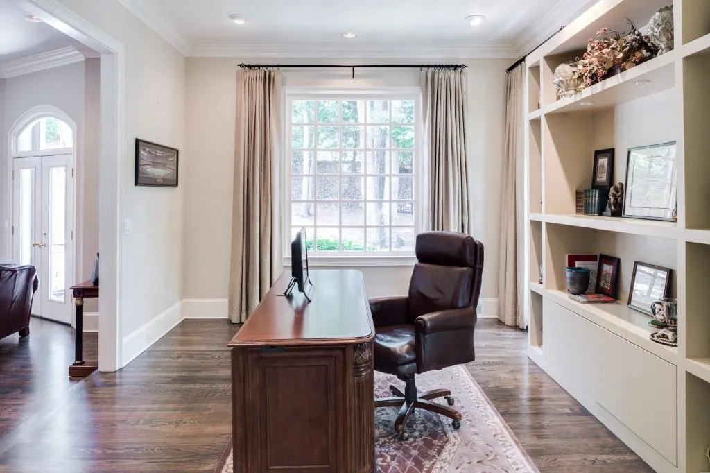 575 Chestnut Rose Lane, Atlanta, Georgia 30327, 6 Bedrooms Bedrooms, ,5 BathroomsBathrooms,Residential,Sold,575 Chestnut Rose Lane,5568875