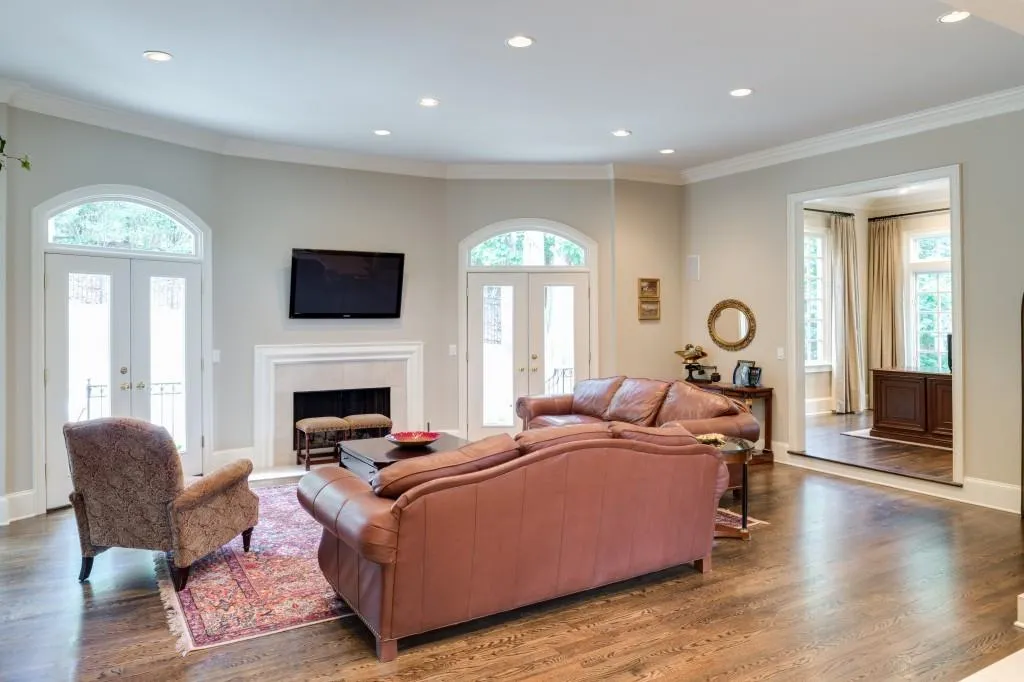 575 Chestnut Rose Lane, Atlanta, Georgia 30327, 6 Bedrooms Bedrooms, ,5 BathroomsBathrooms,Residential,Sold,575 Chestnut Rose Lane,5568875