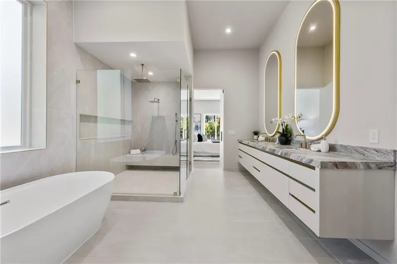 6531 Long Acres Drive, Sandy Springs, Georgia 30328, 7 Bedrooms Bedrooms, ,7 BathroomsBathrooms,Residential,For Sale,6531 Long Acres Drive,7697679