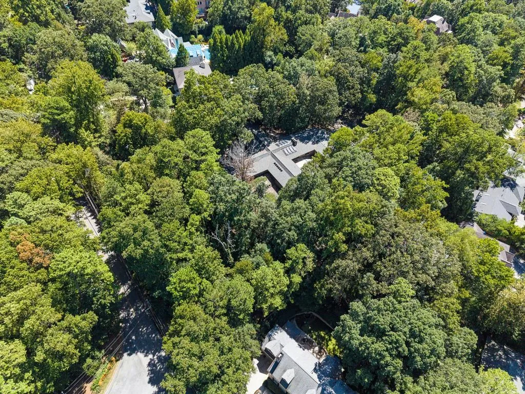 1510 W Wesley Road Nw, Atlanta, Georgia 30327, 7 Bedrooms Bedrooms, 0 ,7 BathroomsBathrooms,Land,For Sale,1510 W Wesley Road Nw,7834027