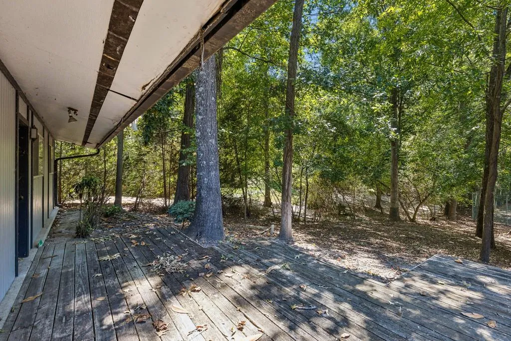 1510 W Wesley Road Nw, Atlanta, Georgia 30327, 7 Bedrooms Bedrooms, 0 ,7 BathroomsBathrooms,Land,For Sale,1510 W Wesley Road Nw,7834027
