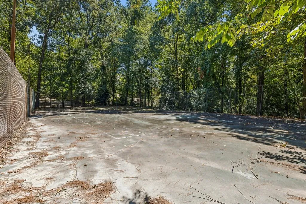 1510 W Wesley Road Nw, Atlanta, Georgia 30327, 7 Bedrooms Bedrooms, 0 ,7 BathroomsBathrooms,Land,For Sale,1510 W Wesley Road Nw,7834027