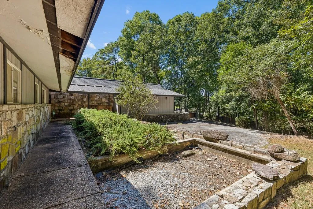 1510 W Wesley Road Nw, Atlanta, Georgia 30327, 7 Bedrooms Bedrooms, 0 ,7 BathroomsBathrooms,Land,For Sale,1510 W Wesley Road Nw,7834027
