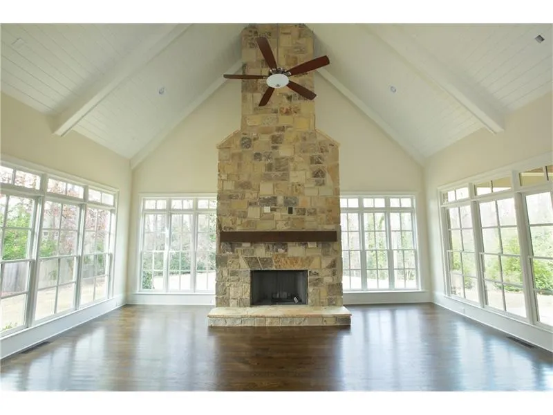 580 High Point Lane, Atlanta, Georgia 30342, 5 Bedrooms Bedrooms, ,5 BathroomsBathrooms,Residential,Sold,580 High Point Lane,5700196