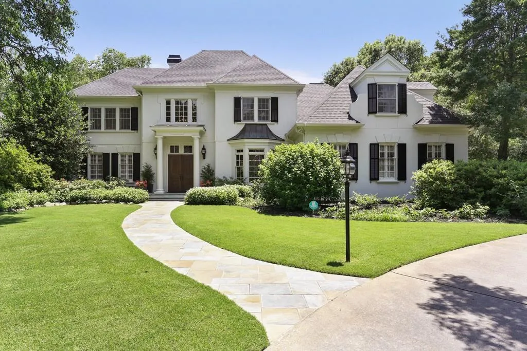 105 N Devereux Court Nw, Atlanta, Georgia 30327, 5 Bedrooms Bedrooms, ,4 BathroomsBathrooms,Residential,Sold,105 N Devereux Court Nw,5859614