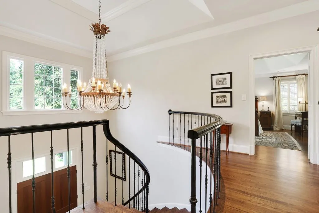 105 N Devereux Court Nw, Atlanta, Georgia 30327, 5 Bedrooms Bedrooms, ,4 BathroomsBathrooms,Residential,Sold,105 N Devereux Court Nw,5859614