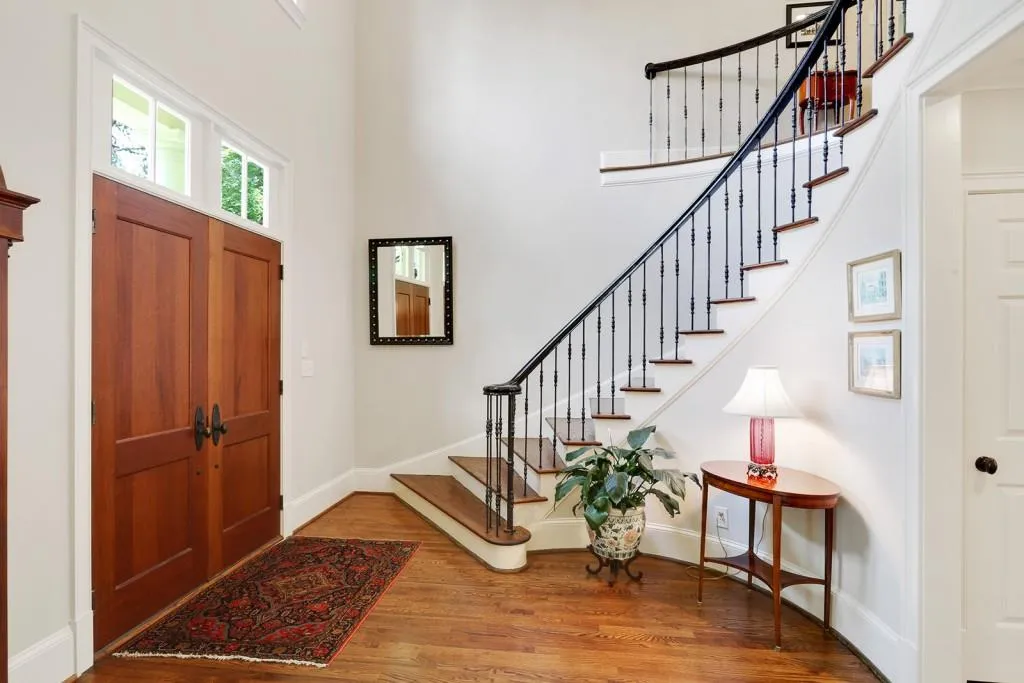 105 N Devereux Court Nw, Atlanta, Georgia 30327, 5 Bedrooms Bedrooms, ,4 BathroomsBathrooms,Residential,Sold,105 N Devereux Court Nw,5859614