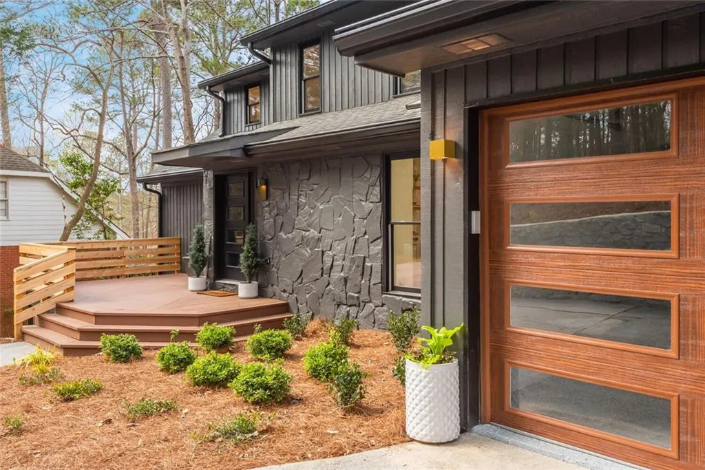 455 Stone Mill Trail, Sandy Springs, Georgia 30328, 5 Bedrooms Bedrooms, ,4 BathroomsBathrooms,Residential,Sold,455 Stone Mill Trail,7176909