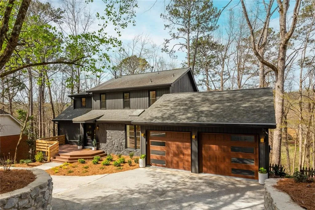 455 Stone Mill Trail, Sandy Springs, Georgia 30328, 5 Bedrooms Bedrooms, ,4 BathroomsBathrooms,Residential,Sold,455 Stone Mill Trail,7176909