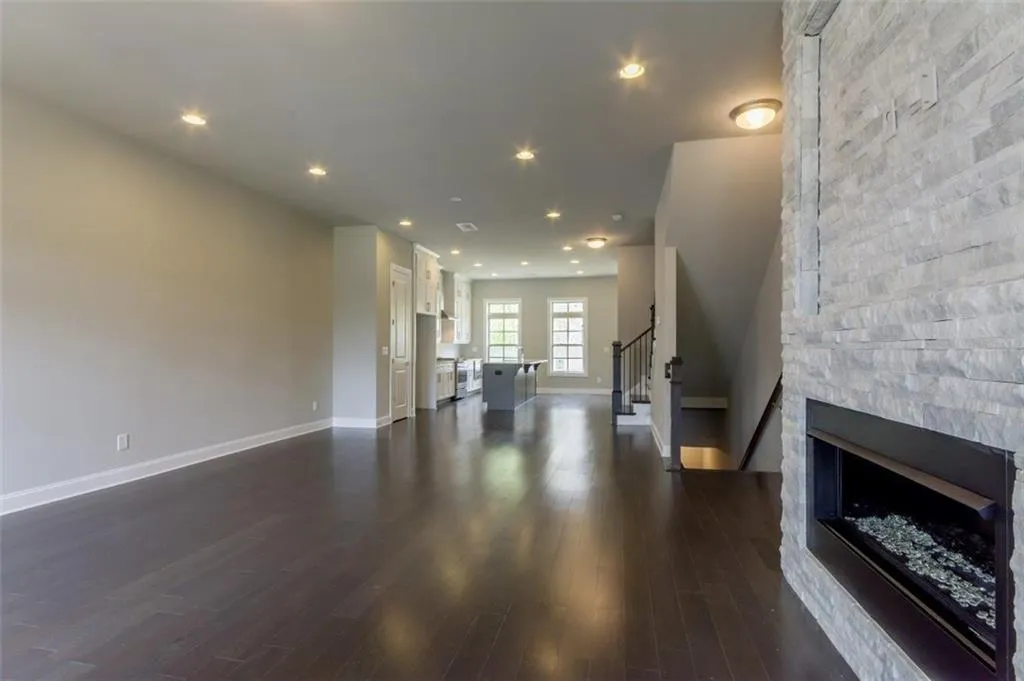 4145 Township Parkway, Atlanta, Georgia 30342, 3 Bedrooms Bedrooms, ,3 BathroomsBathrooms,Residential,Sold,4145 Township Parkway,5822693