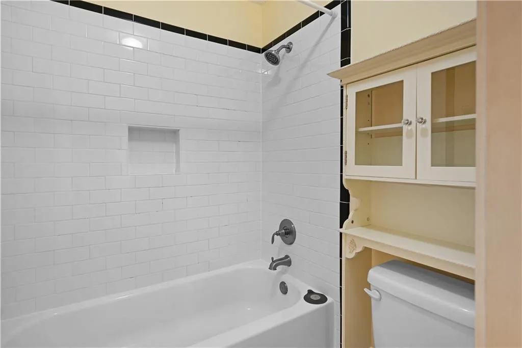 1312 Pine Heights Drive Ne, Atlanta, Georgia 30324, 1 Bedroom Bedrooms, ,1 BathroomBathrooms,Residential,For Sale,1312 Pine Heights Drive Ne,7574743