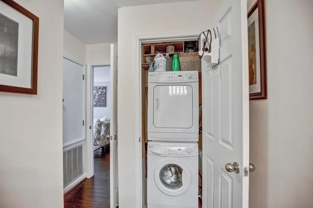 1312 Pine Heights Drive Ne, Atlanta, Georgia 30324, 1 Bedroom Bedrooms, ,1 BathroomBathrooms,Residential,For Sale,1312 Pine Heights Drive Ne,7574743