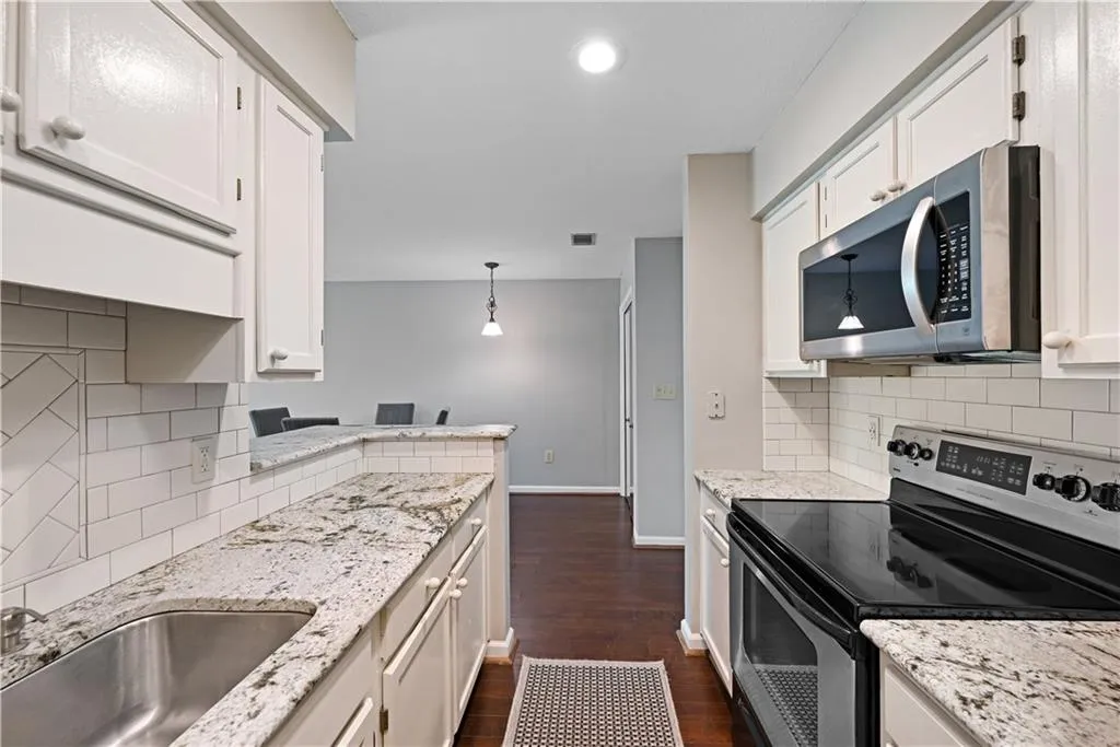 1312 Pine Heights Drive Ne, Atlanta, Georgia 30324, 1 Bedroom Bedrooms, ,1 BathroomBathrooms,Residential,For Sale,1312 Pine Heights Drive Ne,7574743