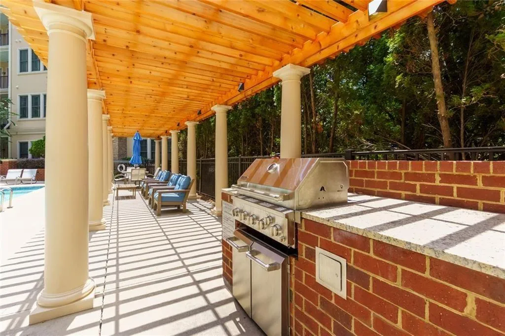 Vinings Main Community Grill Area