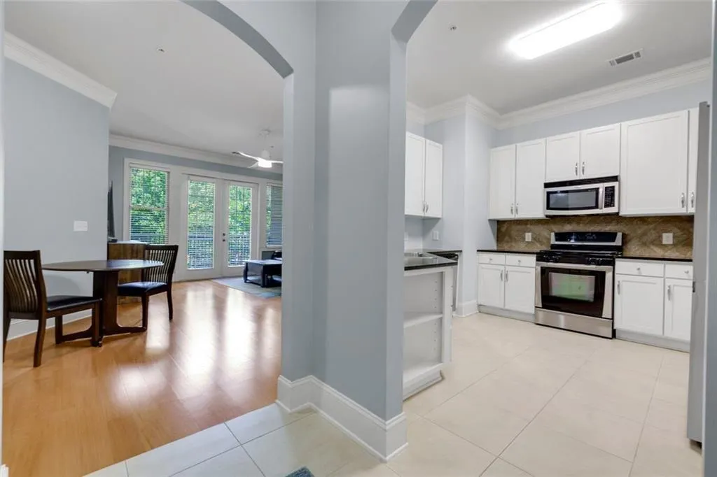 3621 Vinings Slope Se Unit 3311, Atlanta, Georgia 30339, 1 Bedroom Bedrooms, ,1 BathroomBathrooms,Residential,For Sale,3621 Vinings Slope Se Unit 3311,7620990