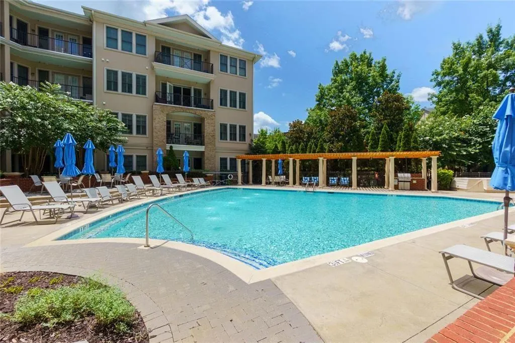Vinings Main Pool
