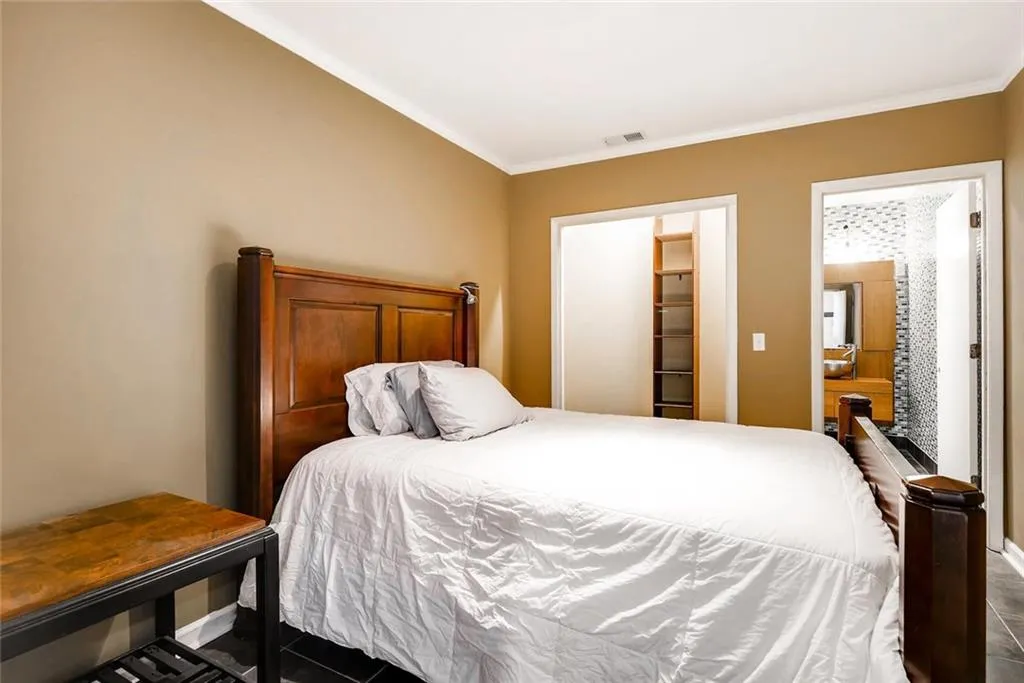 135 River North Drive, Sandy Springs, Georgia 30328, 3 Bedrooms Bedrooms, ,3 BathroomsBathrooms,Residential,Sold,135 River North Drive,6115416