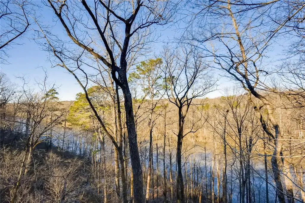 135 River North Drive, Sandy Springs, Georgia 30328, 3 Bedrooms Bedrooms, ,3 BathroomsBathrooms,Residential,Sold,135 River North Drive,6115416