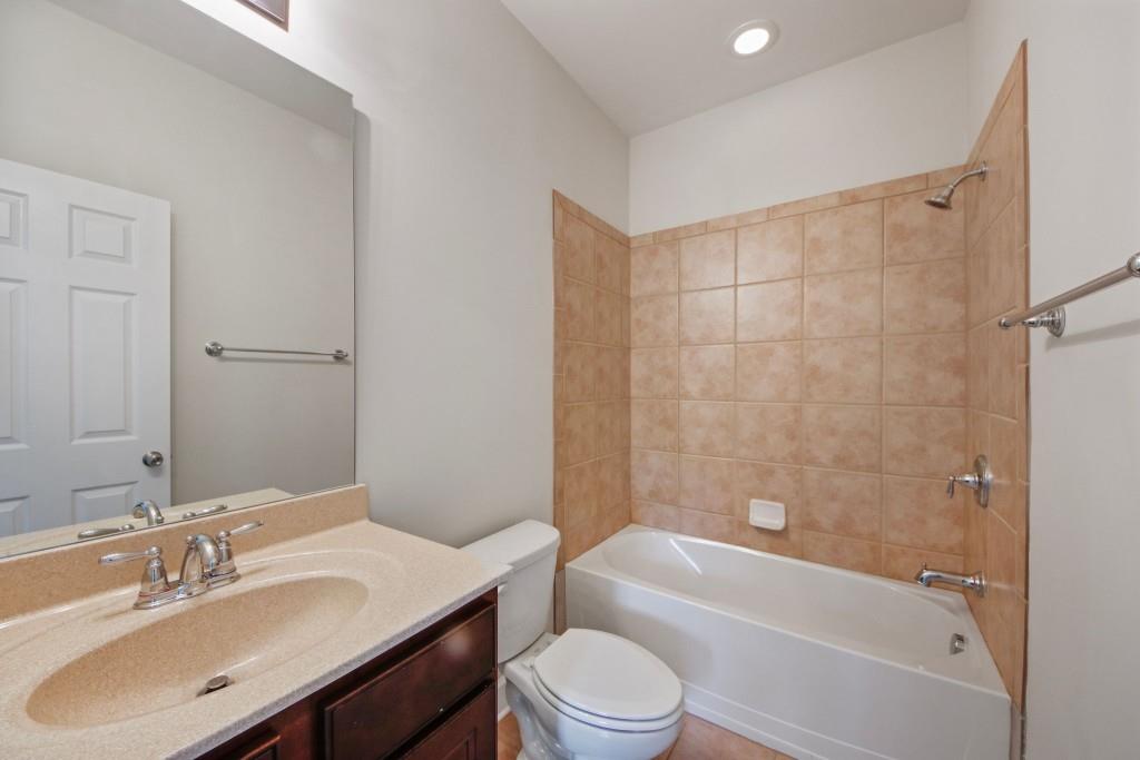 5528 Parkerton Lane Unit 39, Sandy Springs, Georgia 30342, 3 Bedrooms Bedrooms, ,3 BathroomsBathrooms,Residential,Sold,5528 Parkerton Lane Unit 39,7260271