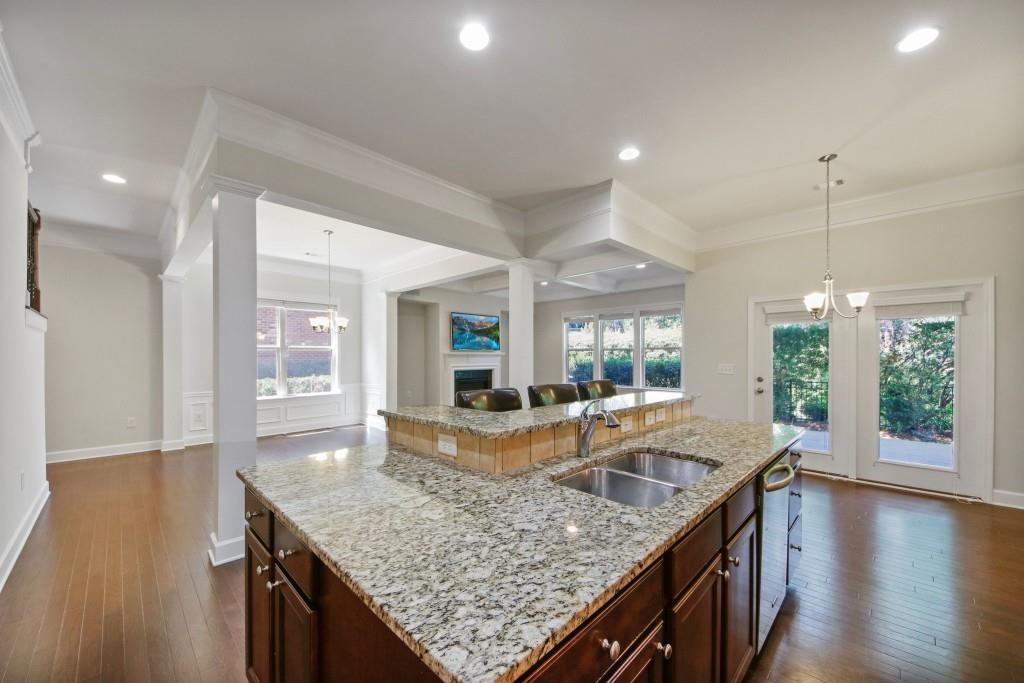 5528 Parkerton Lane Unit 39, Sandy Springs, Georgia 30342, 3 Bedrooms Bedrooms, ,3 BathroomsBathrooms,Residential,Sold,5528 Parkerton Lane Unit 39,7260271