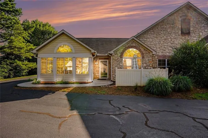 416 Kenley Court, Mcdonough, Georgia 30253