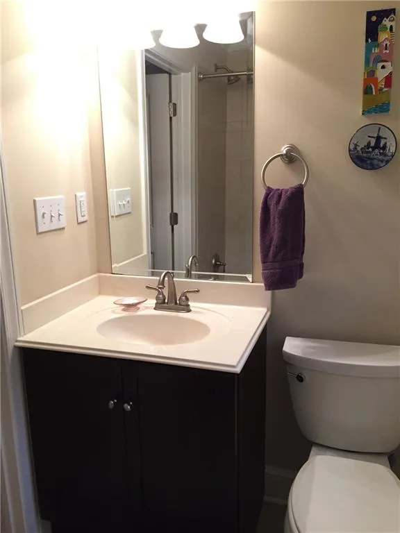 6425 N Hampton Drive, Atlanta, Georgia 30328, 4 Bedrooms Bedrooms, ,2 BathroomsBathrooms,Residential,Sold,6425 N Hampton Drive,5616507