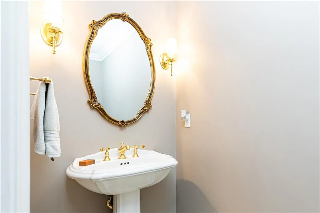 211 Colonial Homes Drive Unit 2508, Atlanta, Georgia 30309, 2 Bedrooms Bedrooms, ,2 BathroomsBathrooms,Residential,For Sale,211 Colonial Homes Drive Unit 2508,7673888 211 Colonial Homes Drive Unit 2508, Atlanta, Georgia 30309, 2 Bedrooms Bedrooms, ,2 BathroomsBathrooms,Residential,For Sale,211 Colonial Homes Drive Unit 2508,7673888