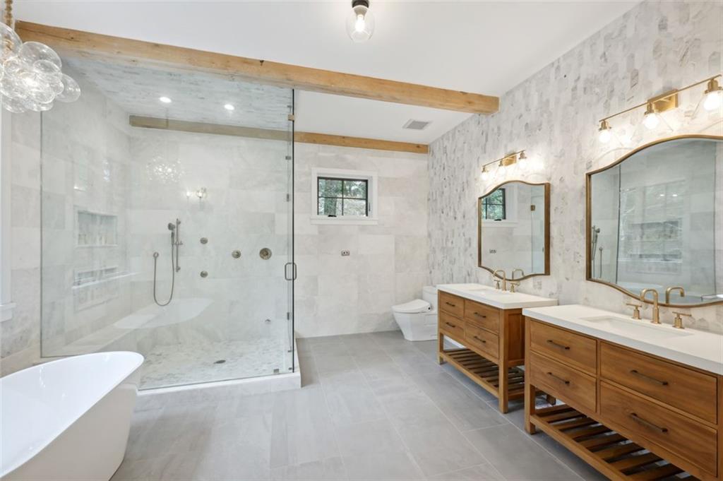 5116 Powers Ferry Road, Atlanta, Georgia 30327, 5 Bedrooms Bedrooms, ,6 BathroomsBathrooms,Residential,Sold,5116 Powers Ferry Road,7282129