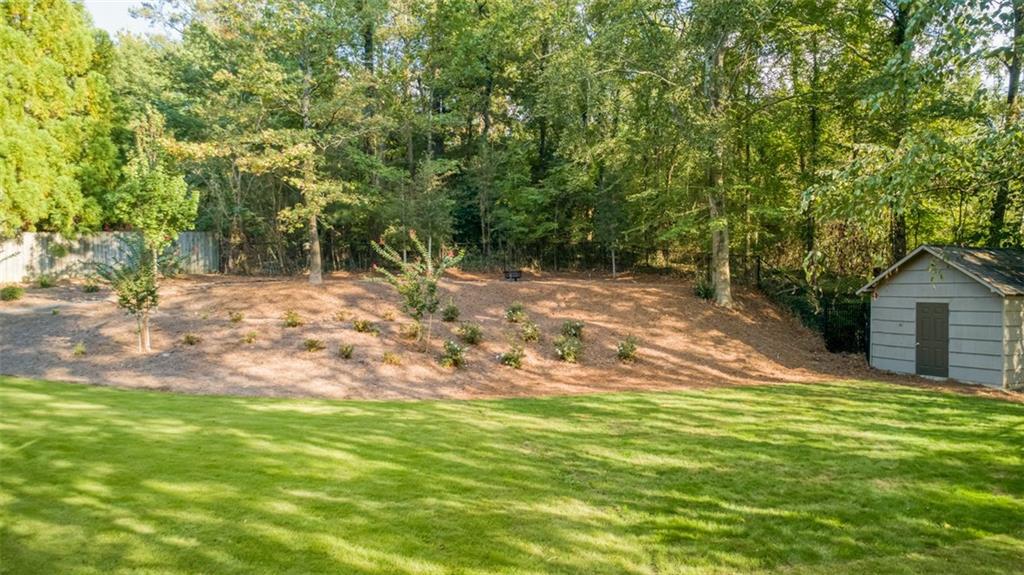 5116 Powers Ferry Road, Atlanta, Georgia 30327, 5 Bedrooms Bedrooms, ,6 BathroomsBathrooms,Residential,Sold,5116 Powers Ferry Road,7282129