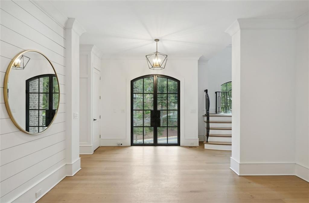 5116 Powers Ferry Road, Atlanta, Georgia 30327, 5 Bedrooms Bedrooms, ,6 BathroomsBathrooms,Residential,Sold,5116 Powers Ferry Road,7282129