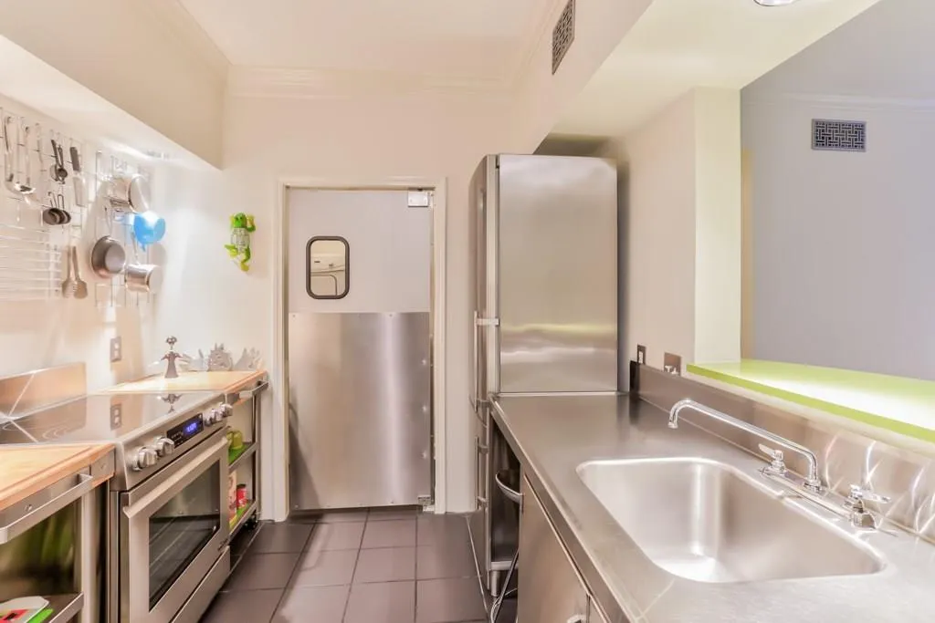 3777 Peachtree Road Ne Unit 1528, Brookhaven, Georgia 30319, 1 Bedroom Bedrooms, ,1 BathroomBathrooms,Residential,Sold,3777 Peachtree Road Ne Unit 1528,5928731