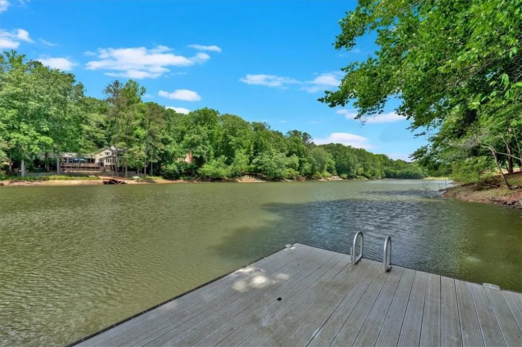 1260 Tynecastle Way Ne, Atlanta, Georgia 30350, 5 Bedrooms Bedrooms, ,3 BathroomsBathrooms,Residential,Sold,1260 Tynecastle Way Ne,7387897
