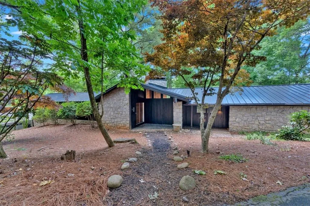 1260 Tynecastle Way Ne, Atlanta, Georgia 30350, 5 Bedrooms Bedrooms, ,3 BathroomsBathrooms,Residential,Sold,1260 Tynecastle Way Ne,7387897
