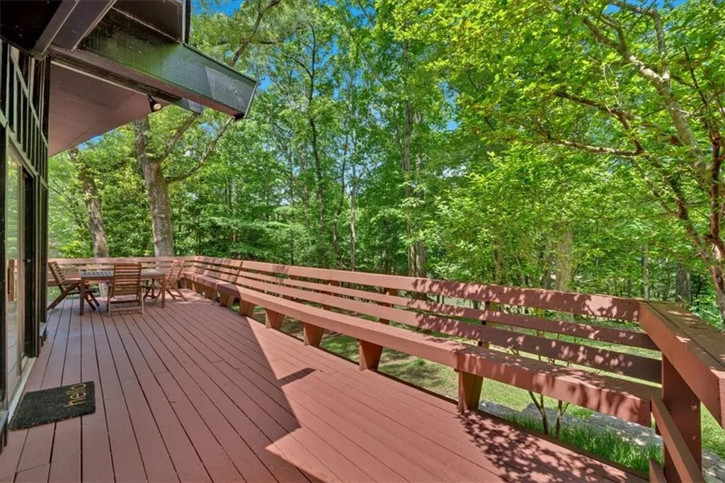 1260 Tynecastle Way Ne, Atlanta, Georgia 30350, 5 Bedrooms Bedrooms, ,3 BathroomsBathrooms,Residential,Sold,1260 Tynecastle Way Ne,7387897