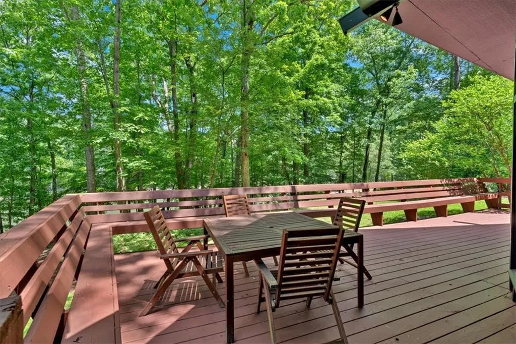 1260 Tynecastle Way Ne, Atlanta, Georgia 30350, 5 Bedrooms Bedrooms, ,3 BathroomsBathrooms,Residential,Sold,1260 Tynecastle Way Ne,7387897