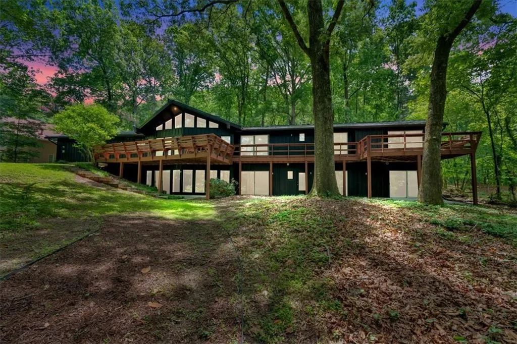 1260 Tynecastle Way Ne, Atlanta, Georgia 30350, 5 Bedrooms Bedrooms, ,3 BathroomsBathrooms,Residential,Sold,1260 Tynecastle Way Ne,7387897