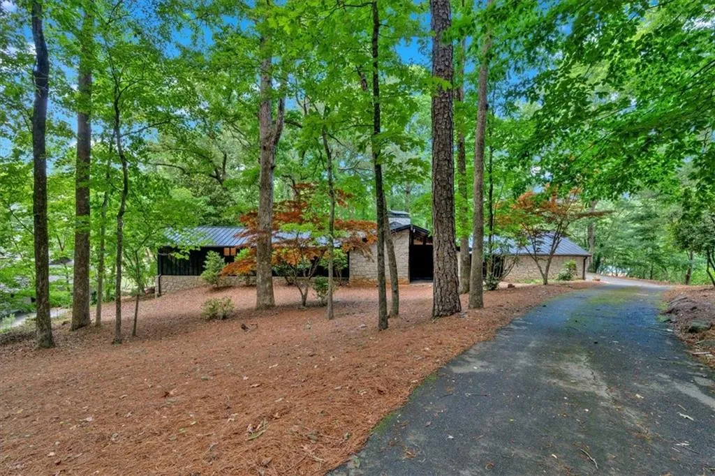 1260 Tynecastle Way Ne, Atlanta, Georgia 30350, 5 Bedrooms Bedrooms, ,3 BathroomsBathrooms,Residential,Sold,1260 Tynecastle Way Ne,7387897