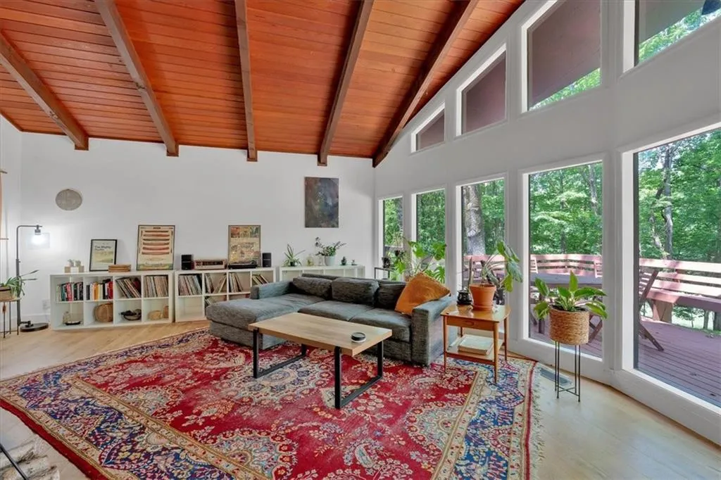 1260 Tynecastle Way Ne, Atlanta, Georgia 30350, 5 Bedrooms Bedrooms, ,3 BathroomsBathrooms,Residential,Sold,1260 Tynecastle Way Ne,7387897