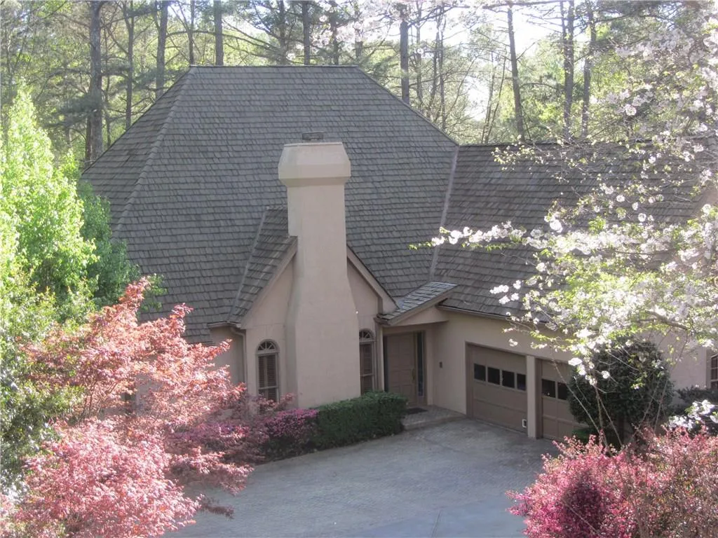 195 Grogans Landing, Sandy Springs, Georgia 30350, 5 Bedrooms Bedrooms, ,4 BathroomsBathrooms,Residential,Sold,195 Grogans Landing,5679141