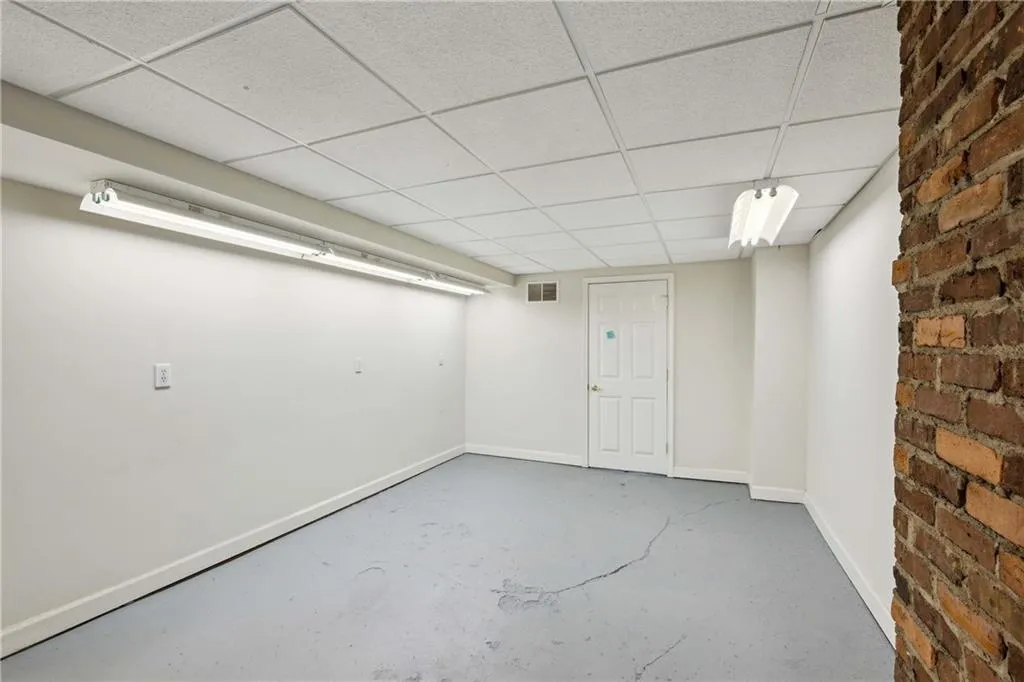 Conditioned basement space
