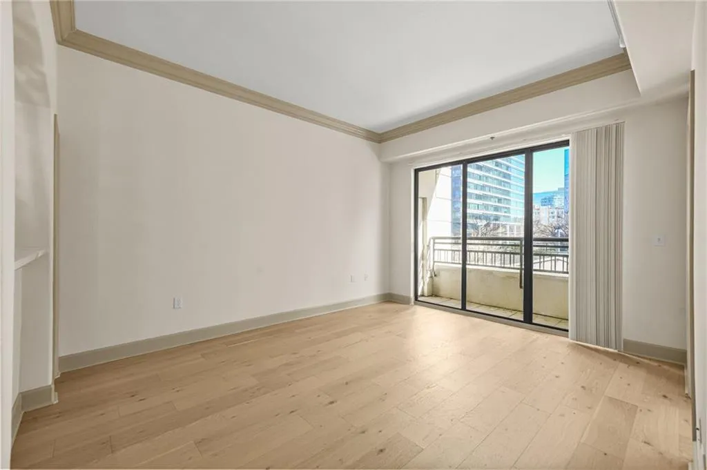 3445 Stratford Road Ne Unit 305, Atlanta, Georgia 30326, 1 Bedroom Bedrooms, 0 ,1 BathroomBathrooms,Residential,Sold,3445 Stratford Road Ne Unit 305,7685316