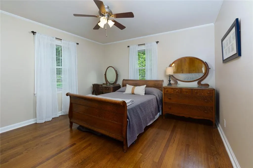 690 Glenforest Road, Sandy Springs, Georgia 30328, 4 Bedrooms Bedrooms, ,2 BathroomsBathrooms,Residential,Sold,690 Glenforest Road,7573648