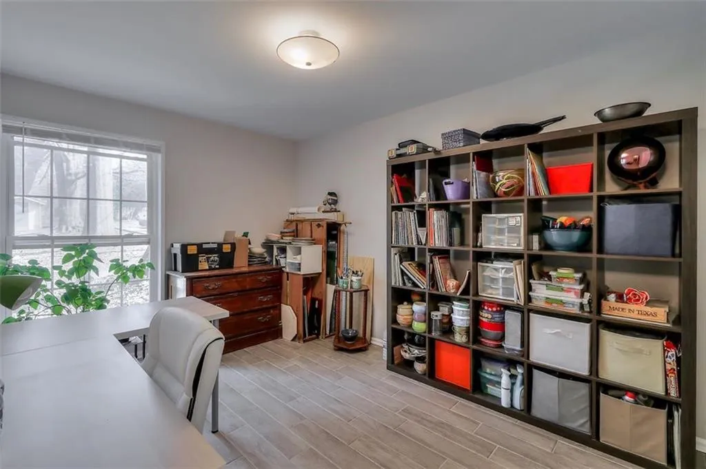 5606 Kingsport Drive Unit 13, Atlanta, Georgia 30342, 2 Bedrooms Bedrooms, ,1 BathroomBathrooms,Residential,Sold,5606 Kingsport Drive Unit 13,6528157