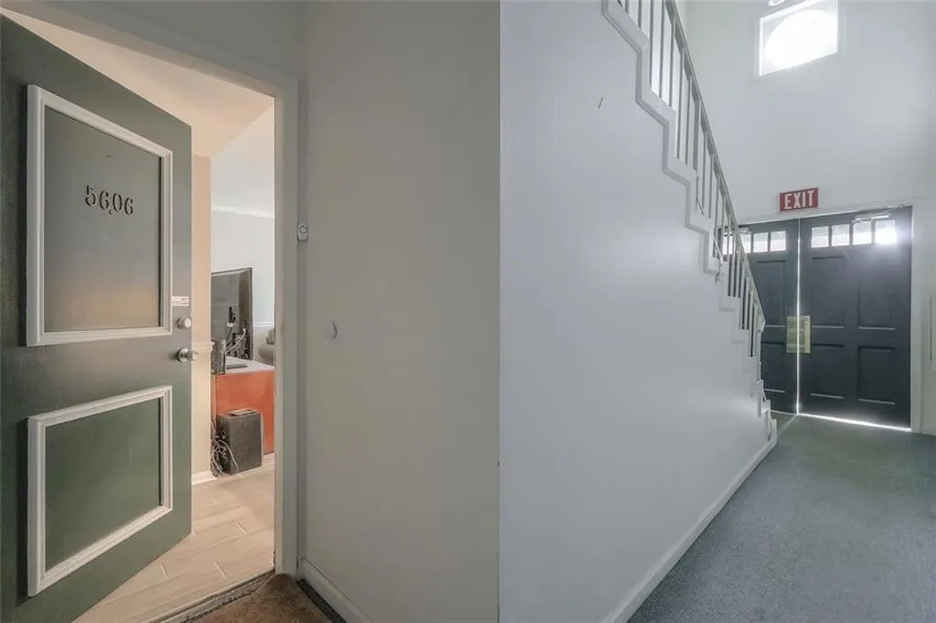 5606 Kingsport Drive Unit 13, Atlanta, Georgia 30342, 2 Bedrooms Bedrooms, ,1 BathroomBathrooms,Residential,Sold,5606 Kingsport Drive Unit 13,6528157