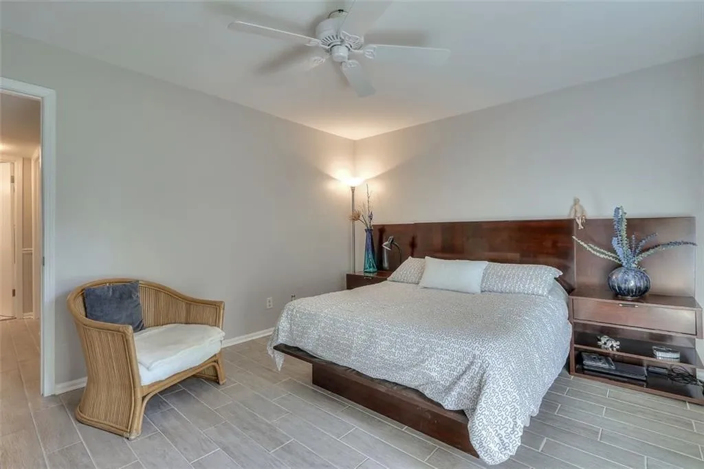 5606 Kingsport Drive Unit 13, Atlanta, Georgia 30342, 2 Bedrooms Bedrooms, ,1 BathroomBathrooms,Residential,Sold,5606 Kingsport Drive Unit 13,6528157