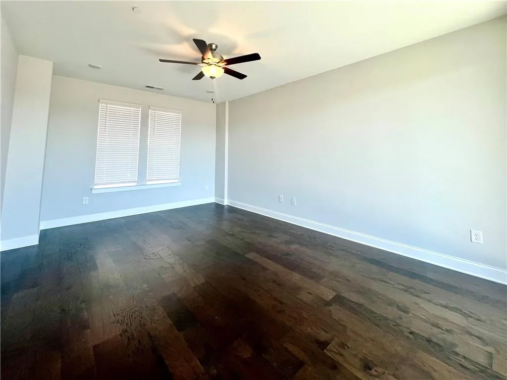 579 Broadview Place Ne, Atlanta, Georgia 30324, 3 Bedrooms Bedrooms, 0 ,3 BathroomsBathrooms,Residential,For Sale,579 Broadview Place Ne,7736091