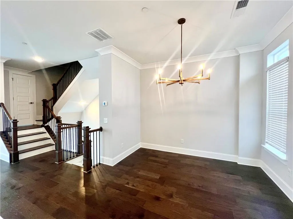 579 Broadview Place Ne, Atlanta, Georgia 30324, 3 Bedrooms Bedrooms, 0 ,3 BathroomsBathrooms,Residential,For Sale,579 Broadview Place Ne,7736091